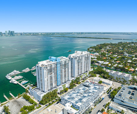 Miami Skyline Luxe Penthouse