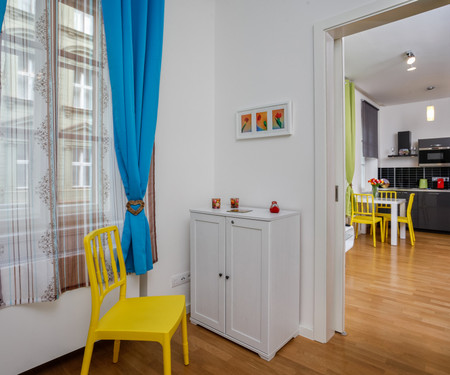 Quaint Complete Apartment in City Center