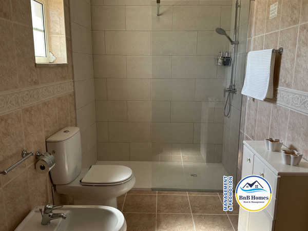 Bathroom 4