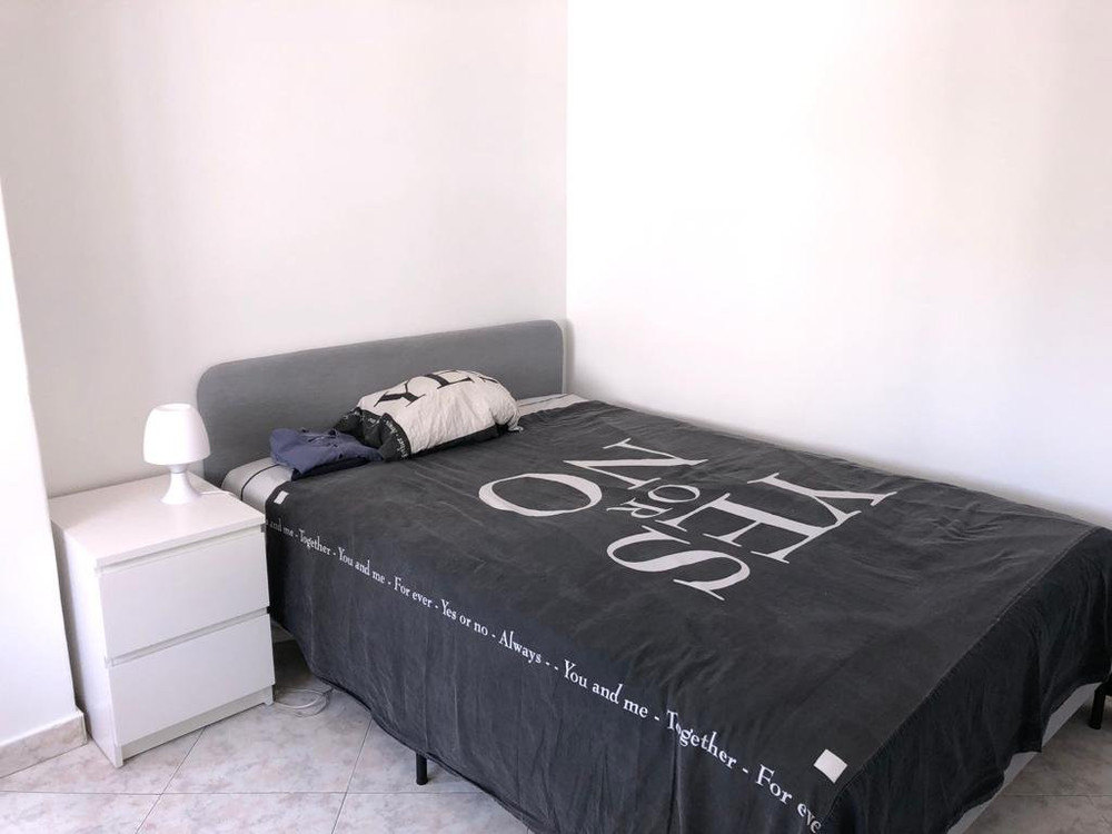 Private room for male only near FMH Faculty preview