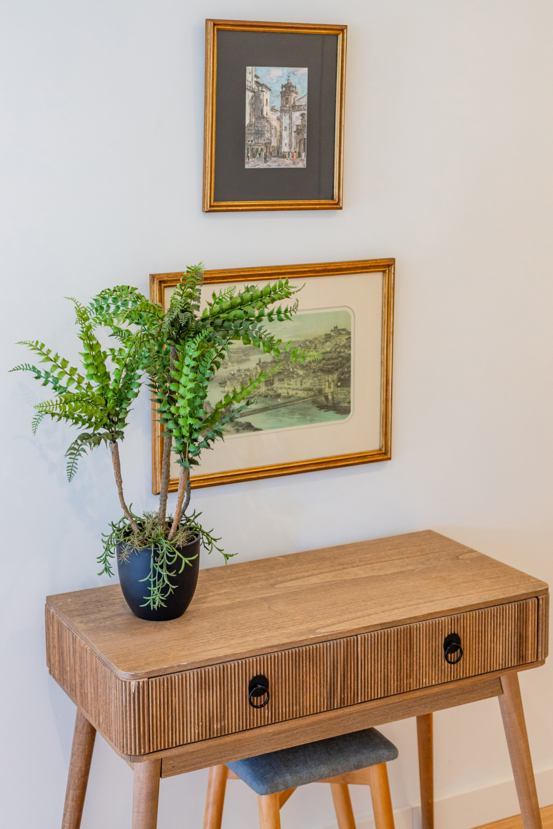 Decorative details.
