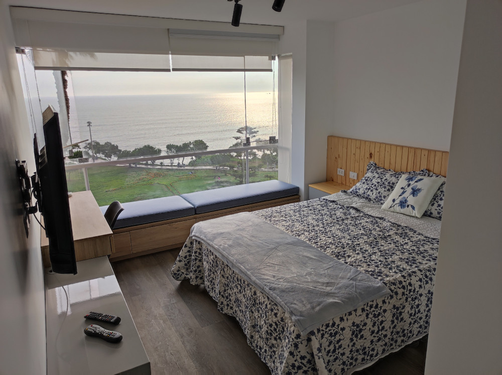 Ocean view apartment in Lima preview