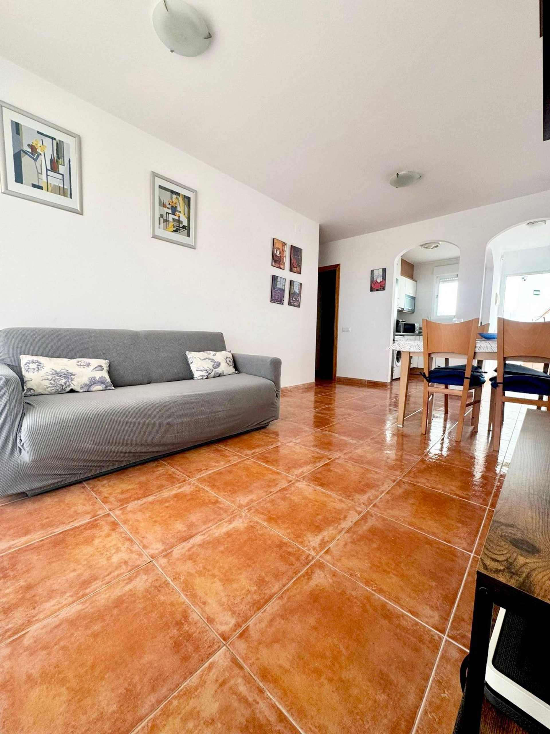 Living room image 1