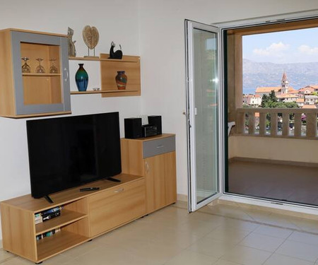 3 Bed Apartment with Sea Views in Postira