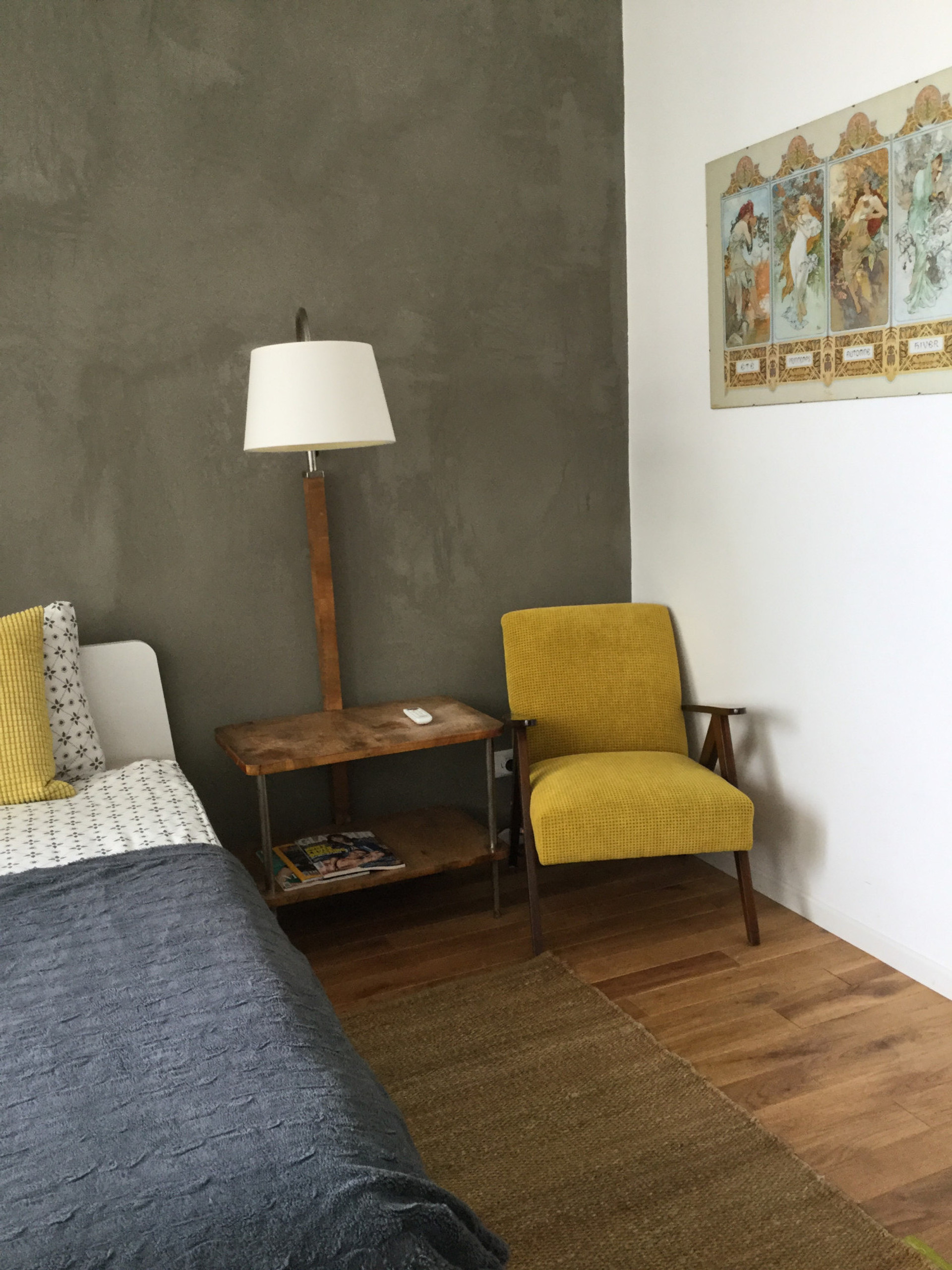 Reading nook with yellow chair