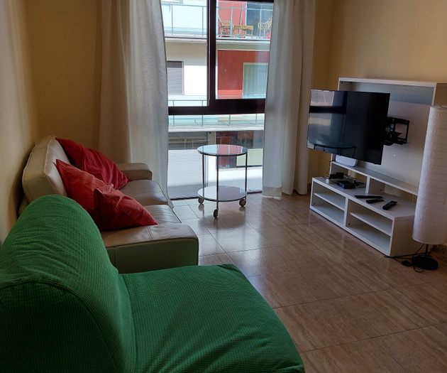 LA PALMA TAZACORTE SUPERB FLATSHARE WOMEN ONLY