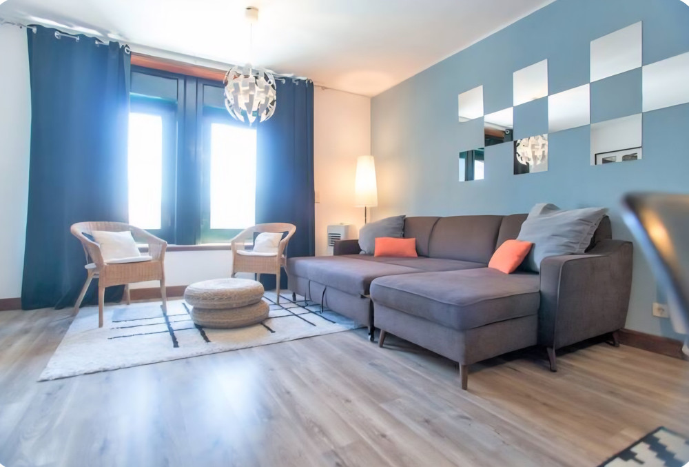 Stylish 2 BR Apartment Porto Downtown with garage preview