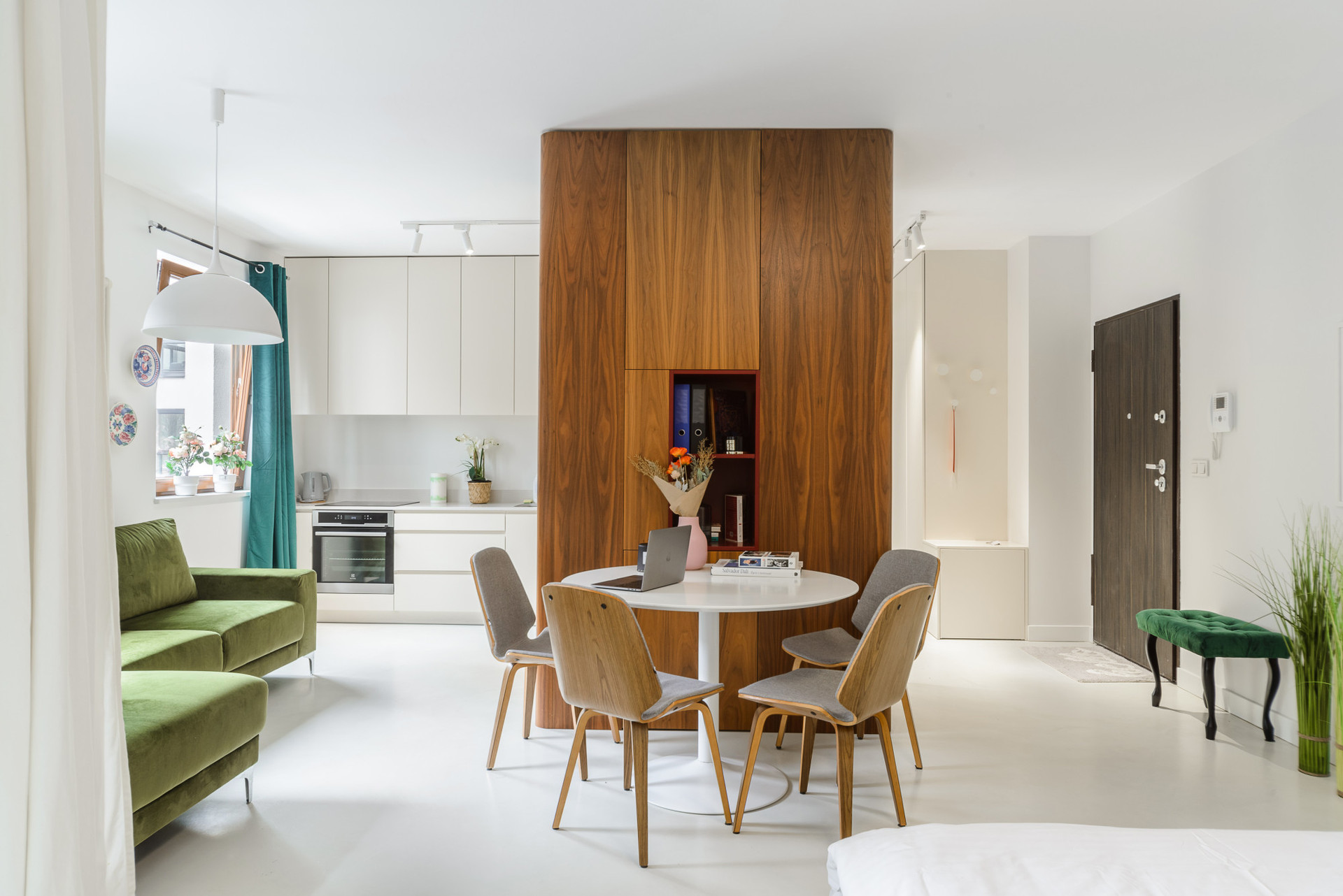 living room-hall