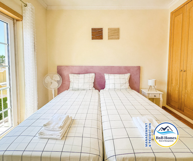 BnB Homes 3-bedroom Townhouse, 2 pools & terraces