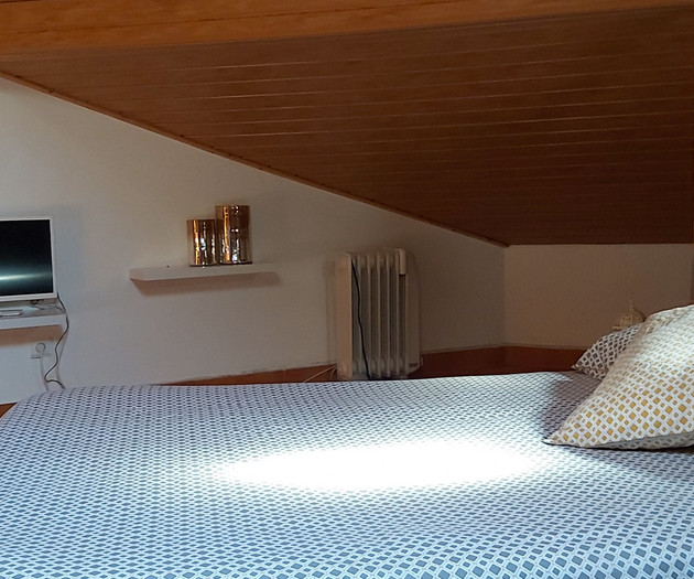 Country Room.