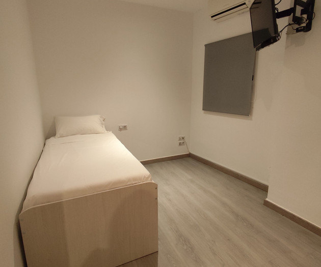 Casa acogedora con amplia terraza y Jacuzzi.