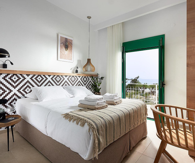 Beachfront Villa in Crete - Kirvas
