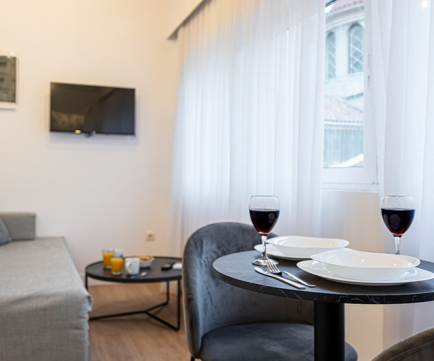 Kriel Suites by Liv Homes 301