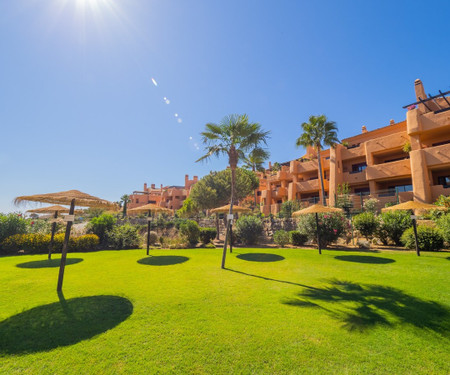 Cubo's Marbella Apartment Golf & Parking