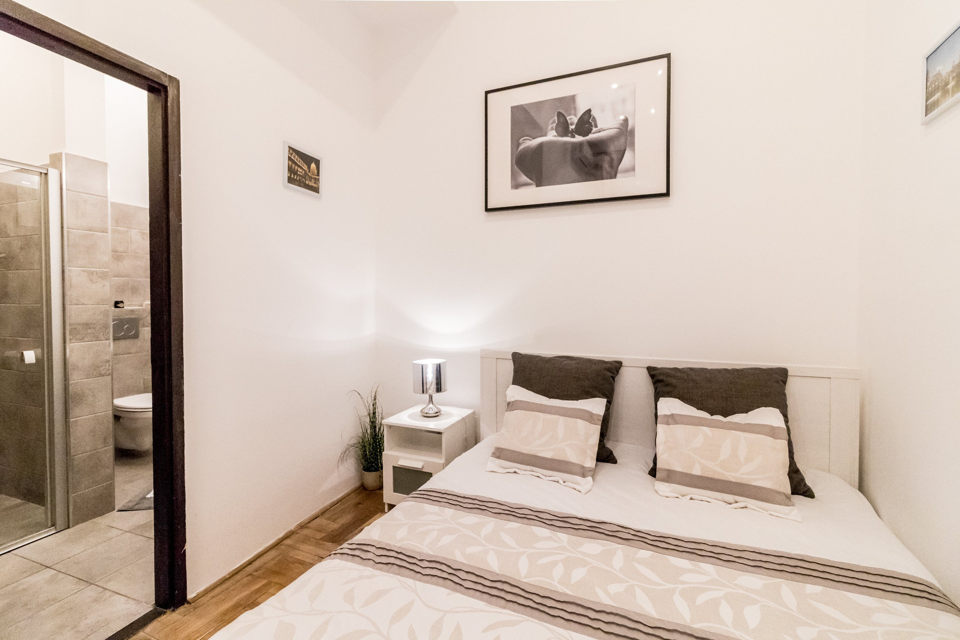 Bedroom with ensuite bathroom