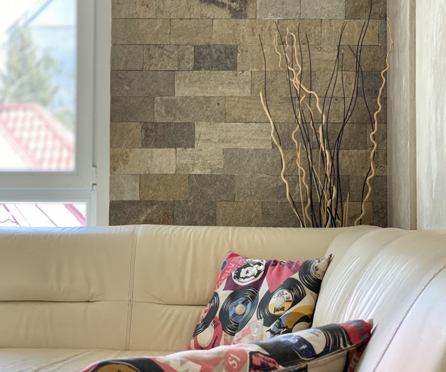 Entire Apartment for 4 Guests in Sofia, Banishora