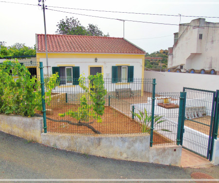 2 Bedrooms House, country side, near Portimão