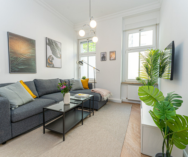 Modern and completely renovated 4-room apartment