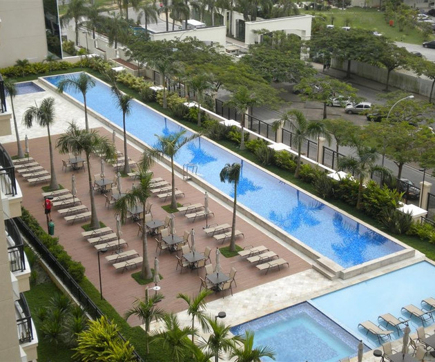 Premium 2BR Apartment in Peninsula Barra