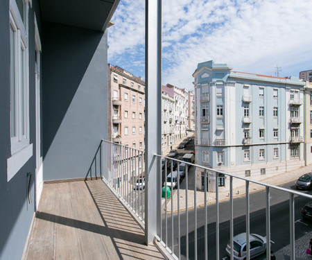 Great Apartment w/ Balcony - Center of Lisbon