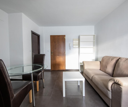 HOMEABOUT CERVANTES APARTMENT 7 (2BR 1BT)