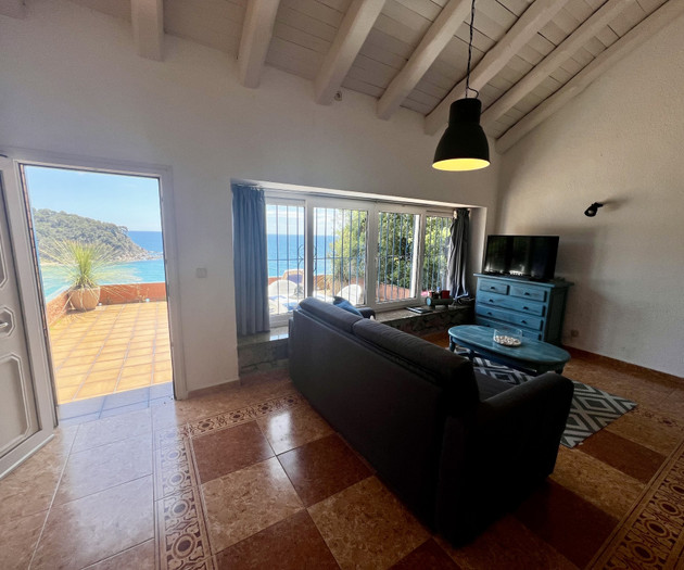 Wake up to the sea, Cala Canyelles · Costa Brava