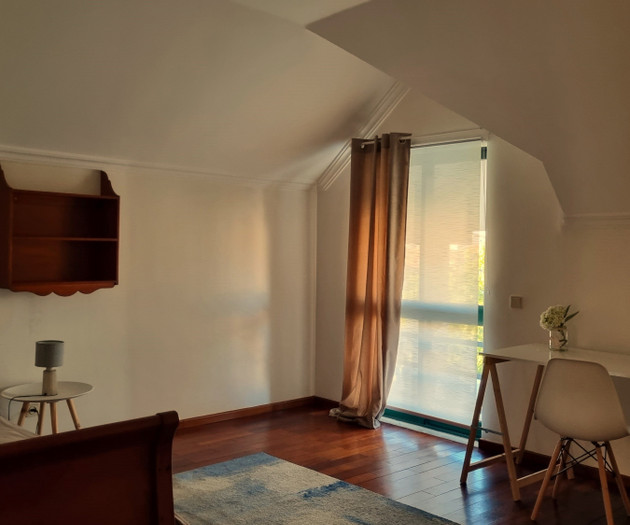 Spacious single bedroom next to Montijo BusStation