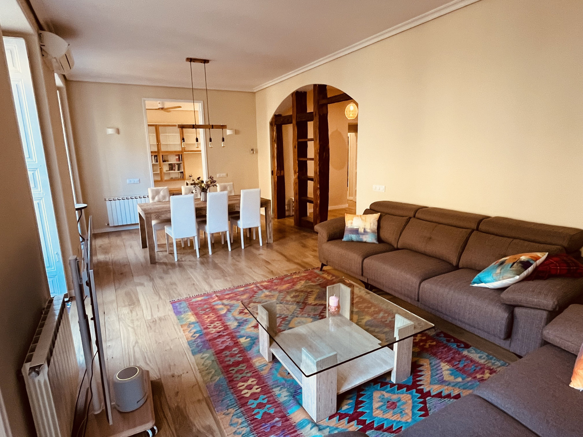 Living/dining room