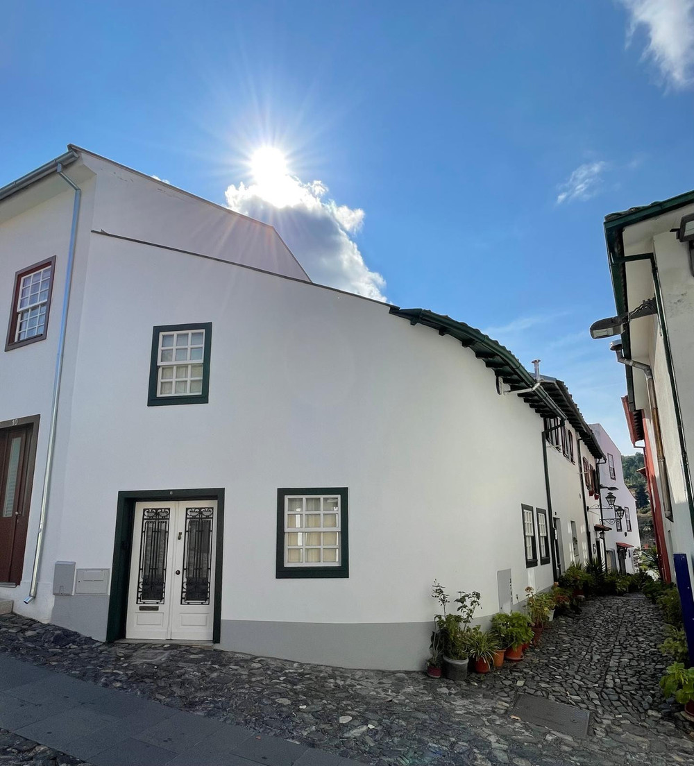 House in Bragança Castle preview