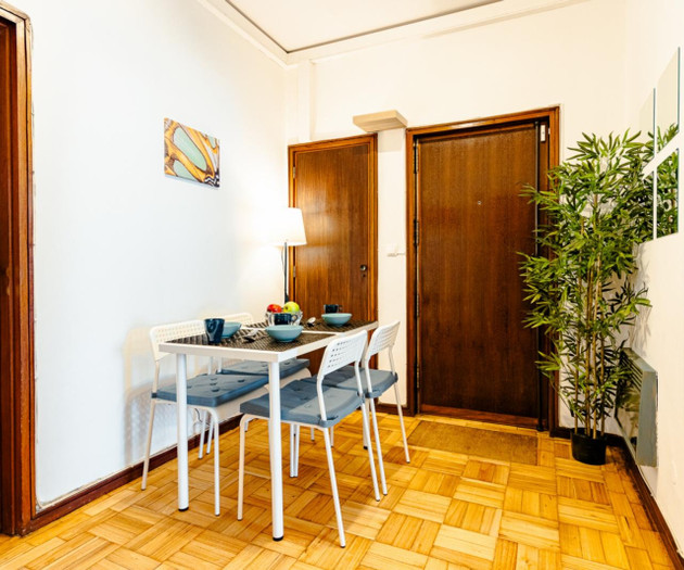 Comfortable single bedroom close to  metro-room 3
