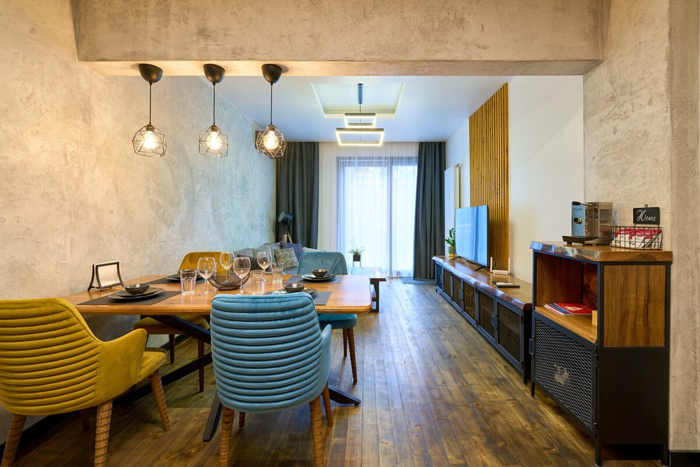 Luxury 2 Bedroom Apartment | Private Garden preview