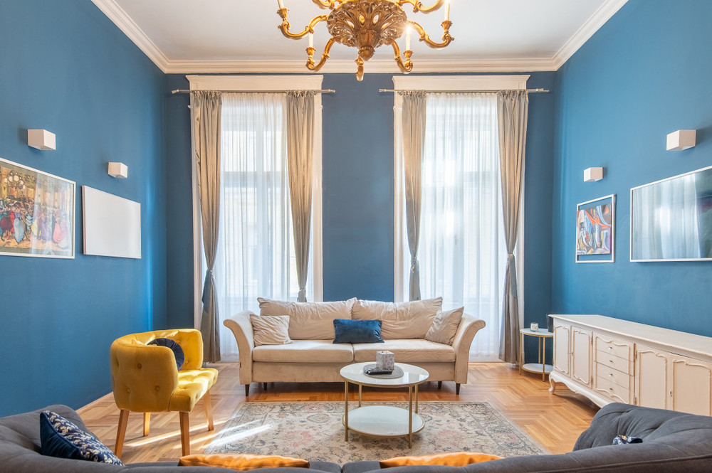 Chic Soho Apartment near Opera preview