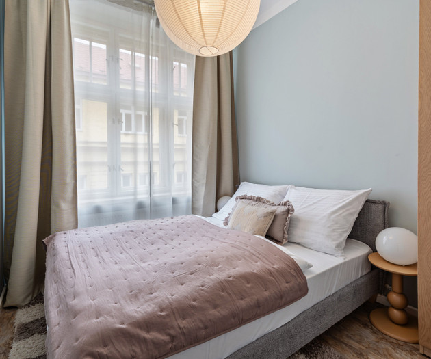 Modern Downtown 2BR Apartment Steps from Wenceslas