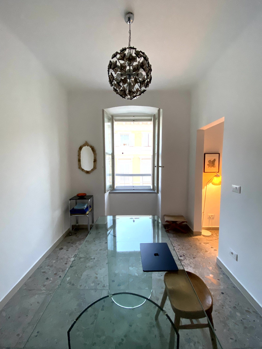 Central apartment with beautiful light preview