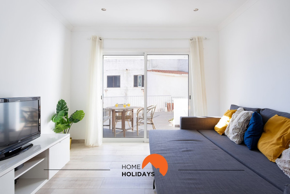 #089 Sunny Balcony, High Speed WiFi, 150 mts Beach preview