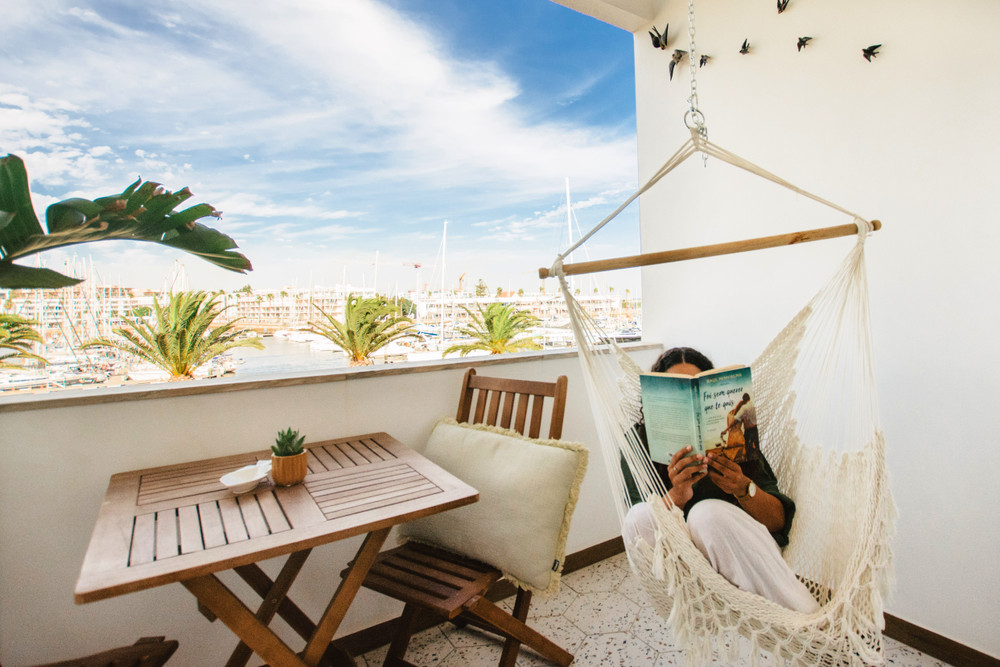 Stylish Studio Overlooking Lagos Marina preview