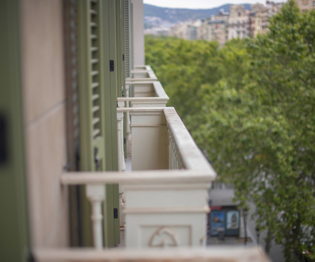 Balcony railing view