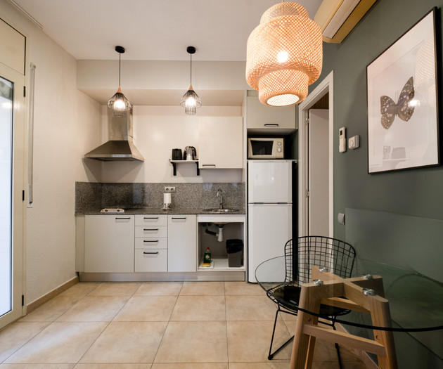 Monthly studio next to Sants