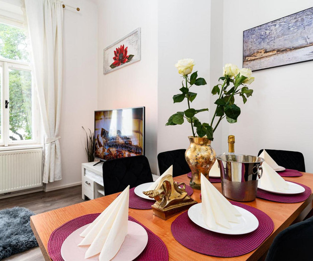 Emperor Marble Suite | Spacious 3BR Prague