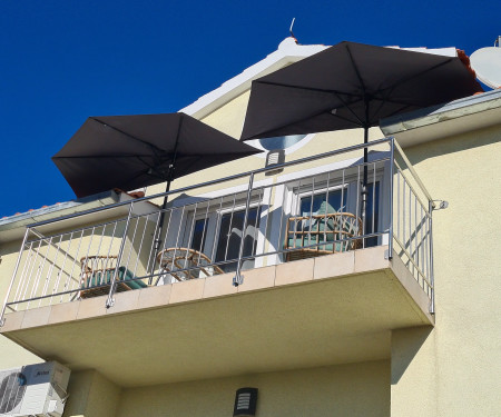 Apartment with balcony in Vodice