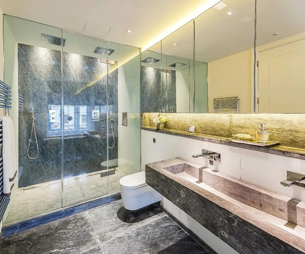 Penthouse with Premium Furnishing in Hamburg