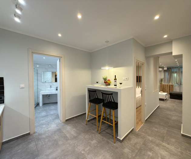 SmartLiving Central Apt 11