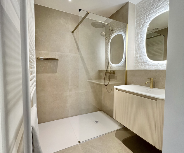 Design & Elegant Duplex in the Heart of Brussels