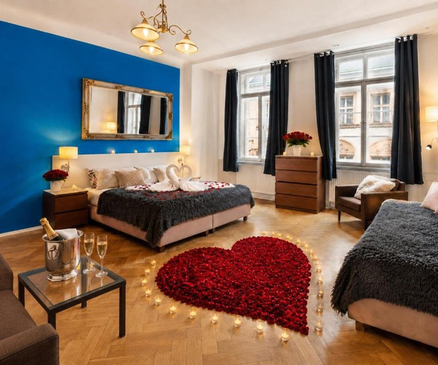Royal Prague Heart Suite