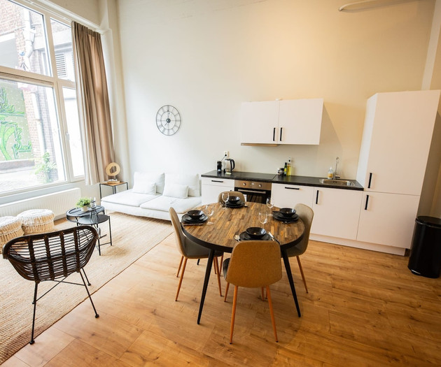 Refined Retreat 2BDR  Apartment BSH27