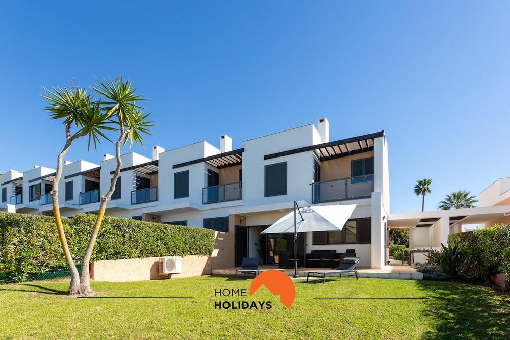 #111 Villa Sea View , Shared Pool and Garden preview