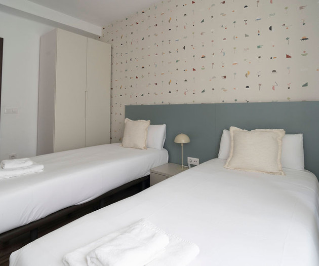 Spacious apartment in the heart of Valencia