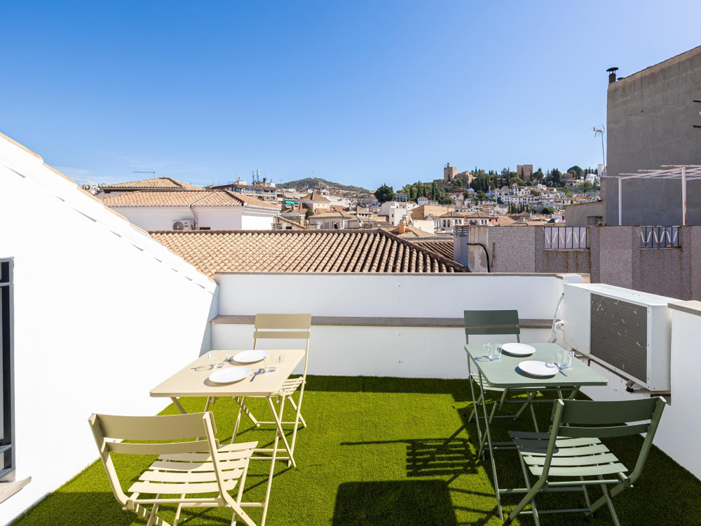 Lovely apartments in Old Town Holidays2Granada preview
