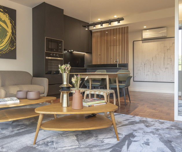 Sophisticated 2-bedroom flat, Ave Novas 4A