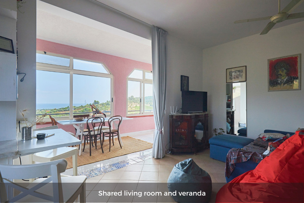 Chill Sicilian co-living - Double ensuite room Tenerumi